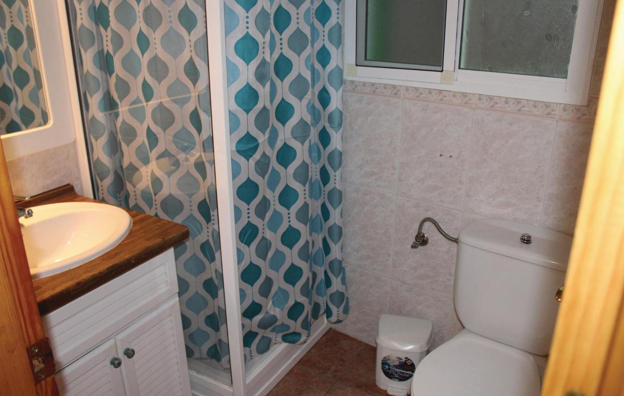 In With 3 Bedrooms, Wifi&outdoor Swimming Pool Vakantiehuis *